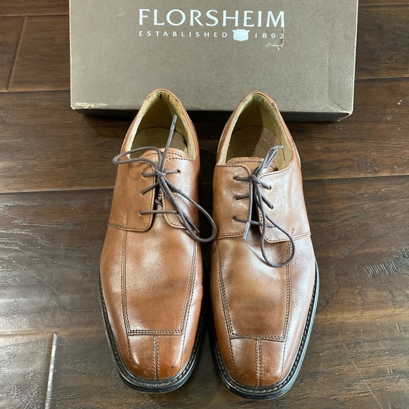 Florsheim men’s leather brown derby shoes size 8.5 - Picture 1 of 6